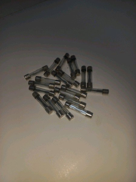 FUSIBLE REDONDO DE VIDRIO 10 AMP